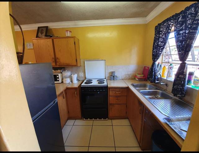 2 BEDROOM TOWNHOUSE SOLD IN THE ORCHARDS